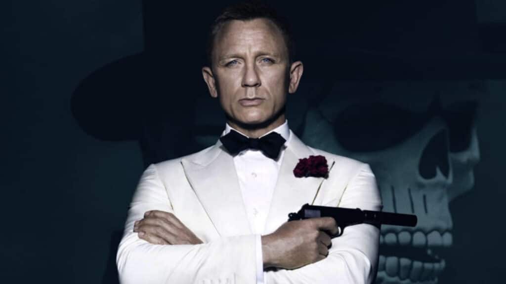 Daniel Craig sendo James Bond pela última vez.