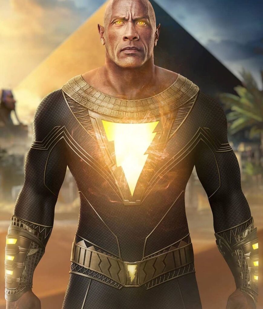 Dwayne Johnson é Adão-Negro nos cinemas.