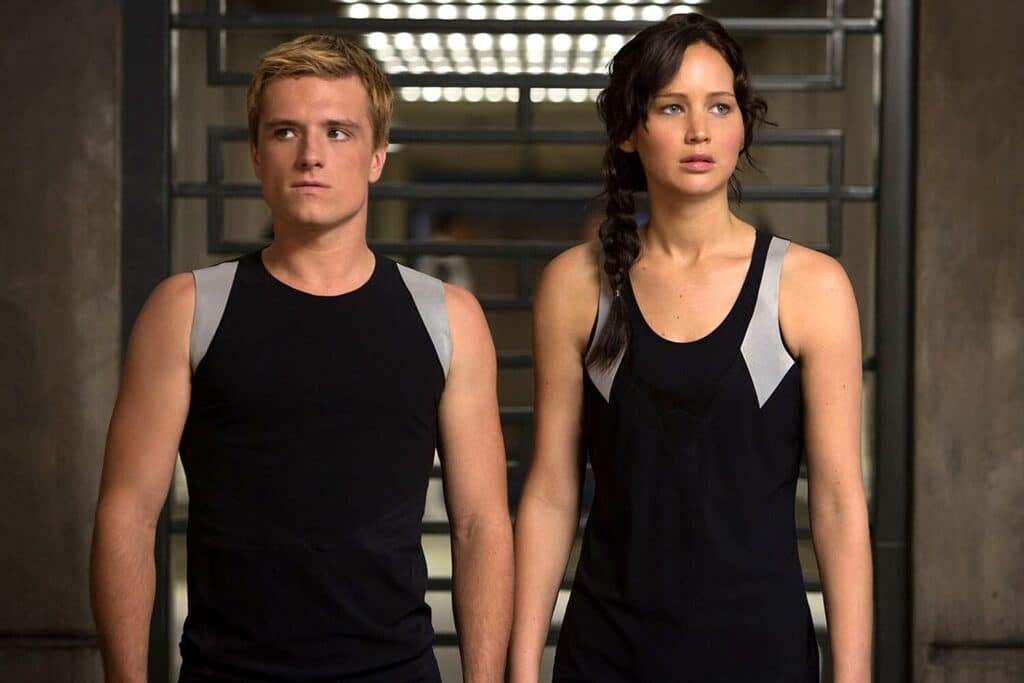 Jennifer Lawrence e Josh Hutcherson em cena.