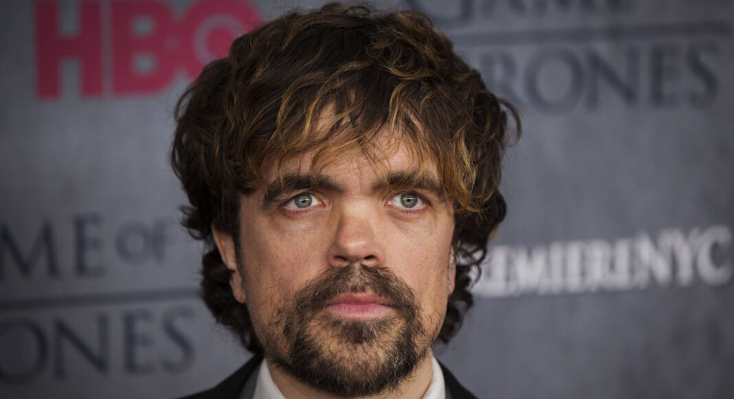 Peter Dinklage comenta Amor sem Medida.